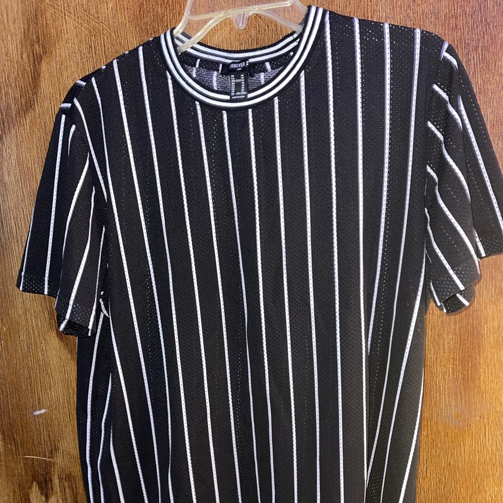 Striped t-shit